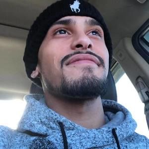 Meet your Posher, Avi